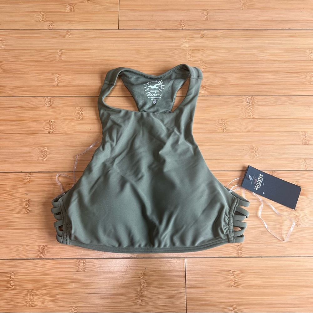 Hollister army green high neck bikini top with criss cross cut outs 💚 NWT